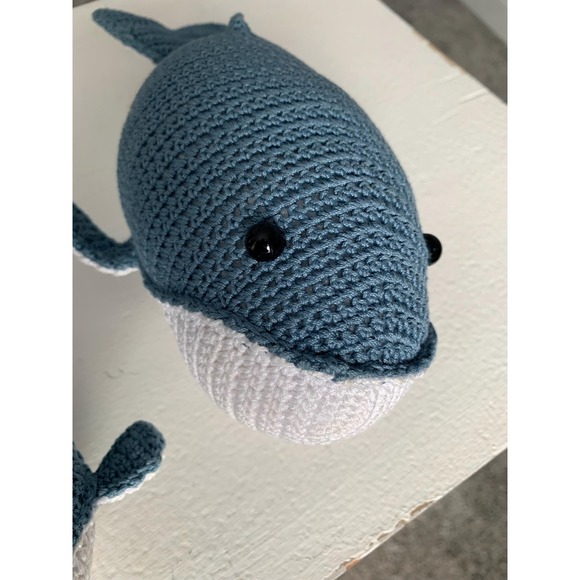 Hand Crocheted 3 Blue Grey  Whales Momma Babies Nautical Nursery Marine Fish‎ - Picture 8 of 10